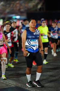 BIB: 280, 41600
                            <button type="button" onclick="openModal(22921695)" class="btn btn-primary btn-sm float-right btn-popup" data-toggle="modal" data-target=".modal-high-quality">
                        <i class="fas fa-shopping-cart"></i> Add to Cart
                    </button>
                                            <button type="button" onclick="isThisMe(22921695, true)" class="btn btn-success btn-sm float-right btn-popup btn-isme hidden" data-toggle="tooltip" data-placement="bottom" title="นี่คือรูปของคุณใช่ไหม คลิกที่นี่เพื่อเอาเข้าอัลบั้ม">
                        <i class="fas fa-plus"></i> Add to album
                    </button>
                    <button type="button" onclick="isThisMe(22921695, false)" class="btn btn-warning btn-sm float-right btn-popup btn-isnotme hidden">
                        <i class="fas fa-ban"></i> Remove from album
                    </button>